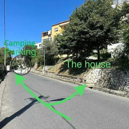 Hoxha House Guest house *